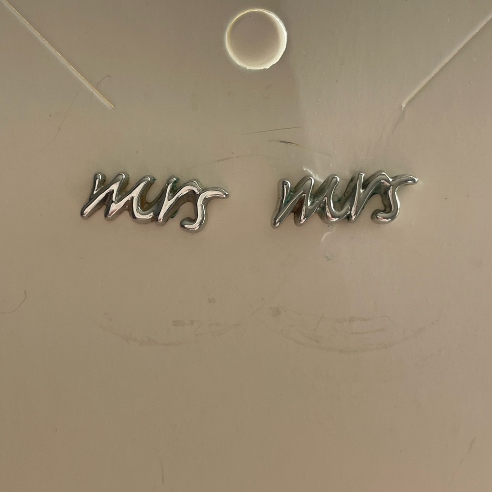 Kate Spade Silver "Mrs" Script Stud Earrings